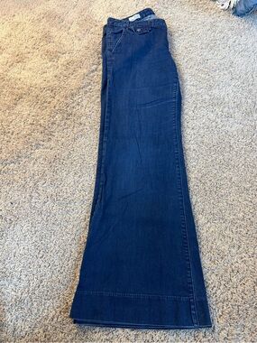 Gap Women’s Dark Blue Wide-Leg Jeans